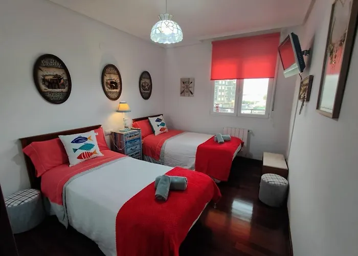 Ocean Port Апартаменты Ларедо