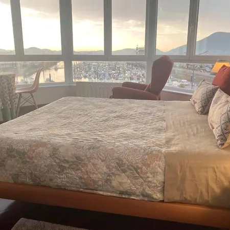 Apartment Ocean Port