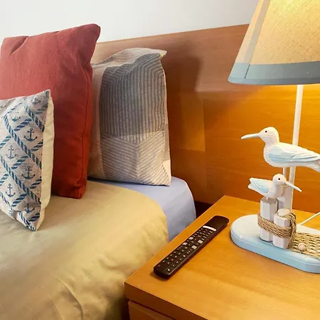 Ocean Port Apartment *